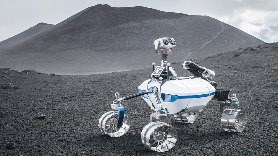 Using LIBS in Autonomous Robots to Explore Geomaterial Composition in Space Exploration